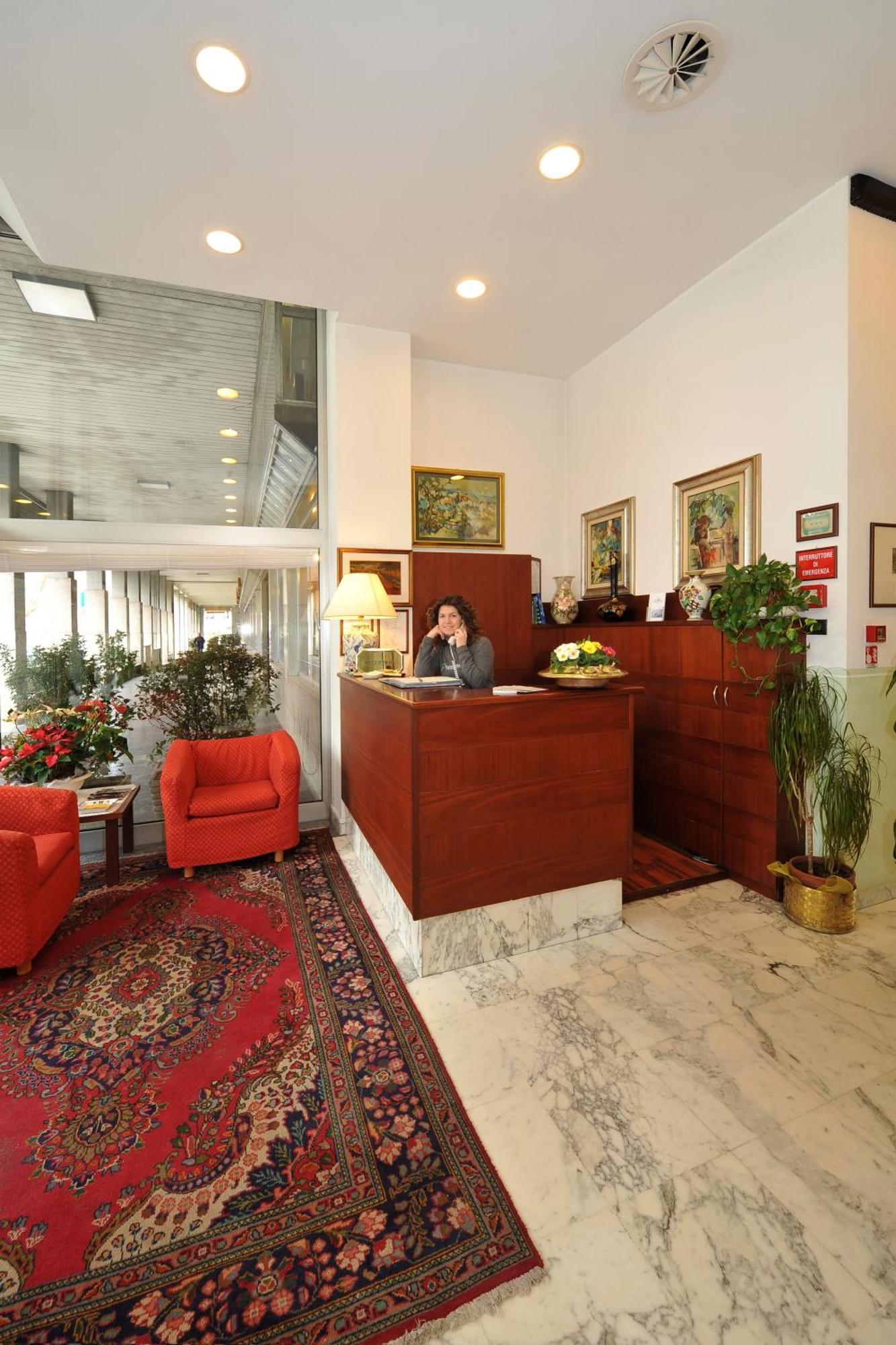 Hotel Alberi เลคโค ภายนอก รูปภาพ