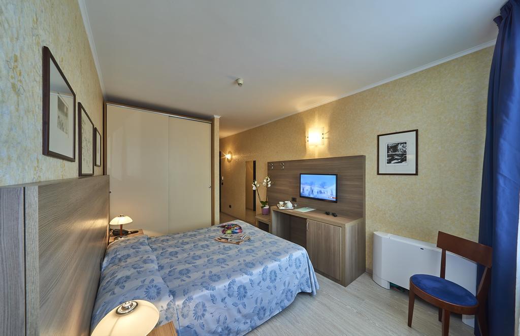 Hotel Alberi เลคโค ภายนอก รูปภาพ